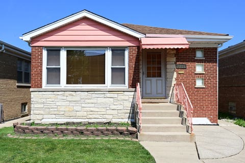 Photo of 6211 N Nagle Avenue, Chicago, IL 60646 (MLS # 12731553)