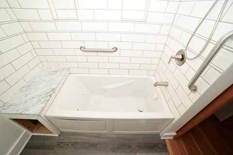 Tiny photo for 6211 N Nagle Avenue, Chicago, IL 60646 (MLS # 12731553)