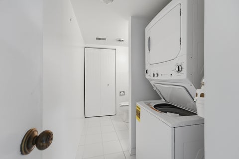 Tiny photo for 512 Redondo Drive #509, Downers Grove, IL 60516 (MLS # 12753718)