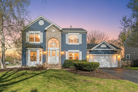 Photo of 794 White Pine Circle, Lake In The Hills, IL 60156 (MLS # 12687570)