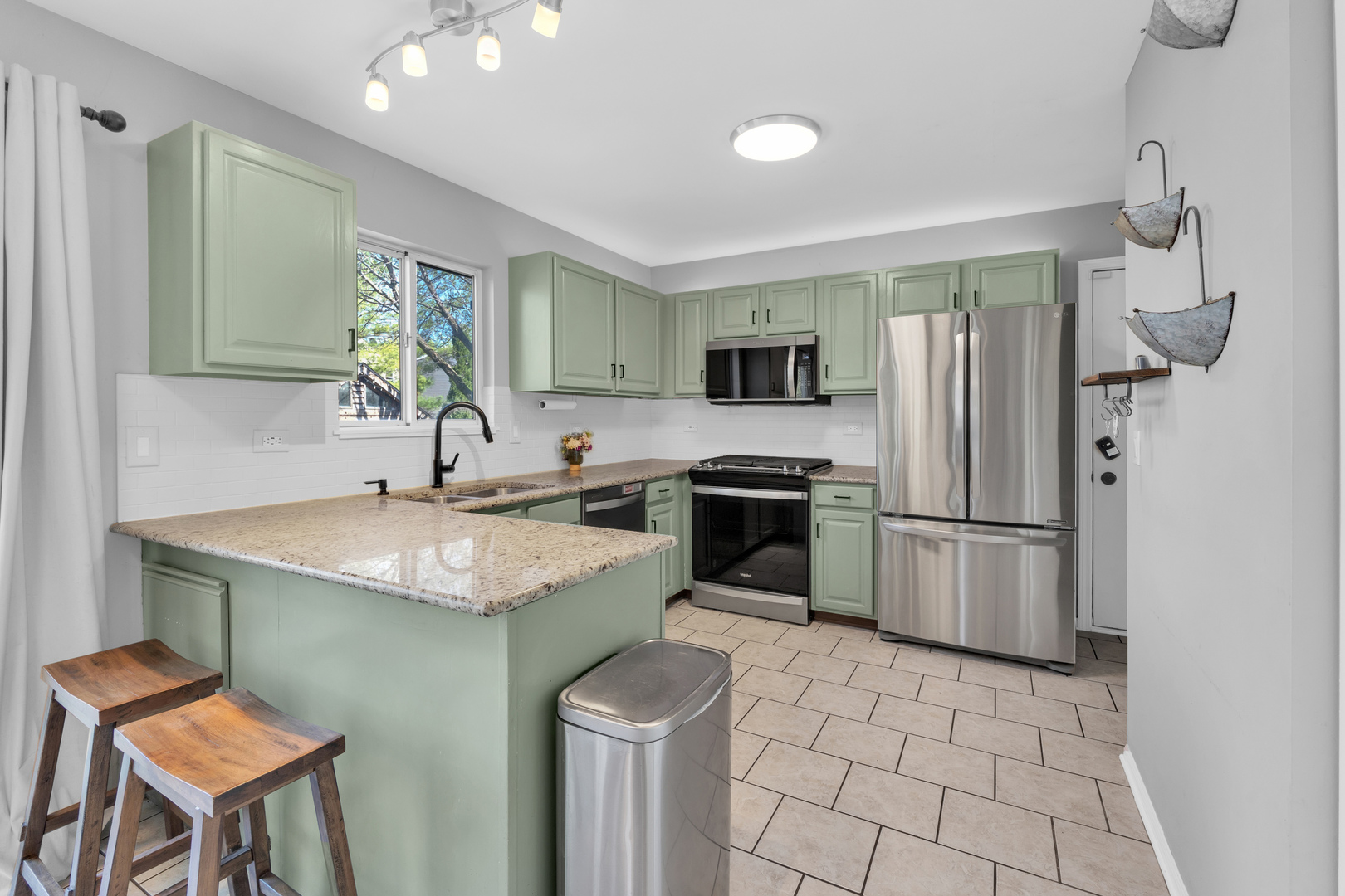 794 White Pine Circle