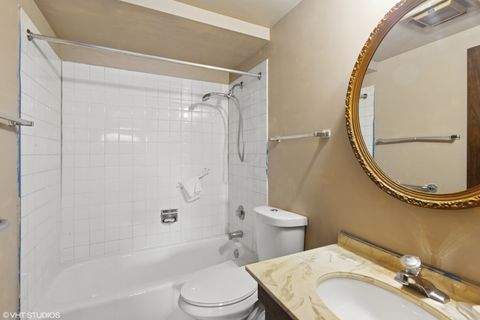 Tiny photo for 2301 BEAU MONDE Boulevard #106, Lisle, IL 60532 (MLS # 12490298)