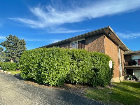 Tiny photo for 2301 BEAU MONDE Boulevard #106, Lisle, IL 60532 (MLS # 12490298)