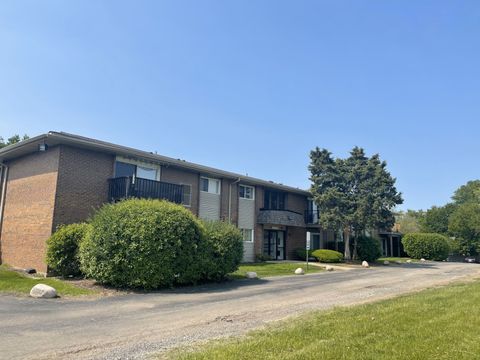 Tiny photo for 2301 BEAU MONDE Boulevard #106, Lisle, IL 60532 (MLS # 12490298)