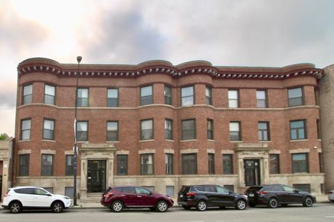 3718 S Indiana Avenue 1 Chicago IL 60653