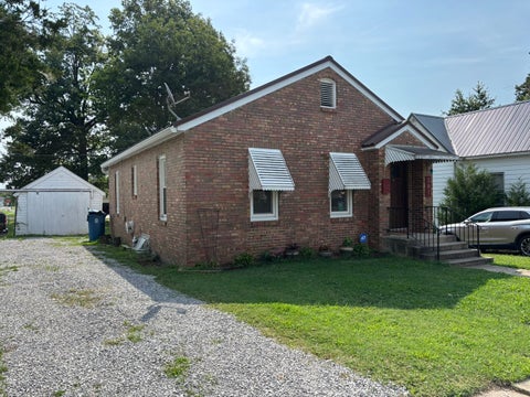 Tiny photo for 207 S Washington Street, Mcleansboro, IL 62859 (MLS # 12731328)
