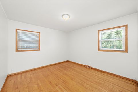 Tiny photo for 9417 S 78th Avenue, Hickory Hills, IL 60457 (MLS # 12427679)