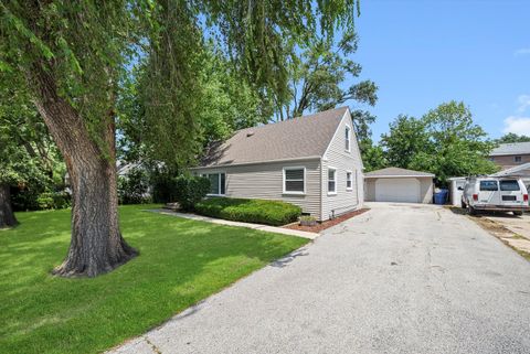 Tiny photo for 9417 S 78th Avenue, Hickory Hills, IL 60457 (MLS # 12427679)