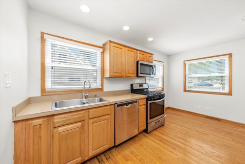 Tiny photo for 9417 S 78th Avenue, Hickory Hills, IL 60457 (MLS # 12427679)