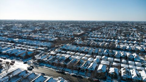 Tiny photo for 5544 S California Avenue, Chicago, IL 60629 (MLS # 12587211)