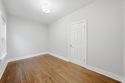 Tiny photo for 5544 S California Avenue, Chicago, IL 60629 (MLS # 12587211)