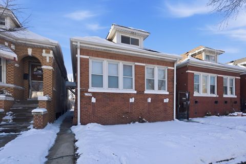 Tiny photo for 5544 S California Avenue, Chicago, IL 60629 (MLS # 12587211)