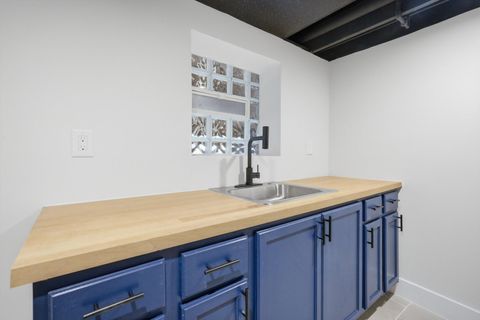 Tiny photo for 5544 S California Avenue, Chicago, IL 60629 (MLS # 12587211)