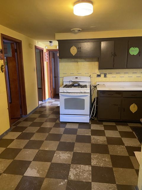 Tiny photo for 2321 W 81st Place, Chicago, IL 60620 (MLS # 12488451)