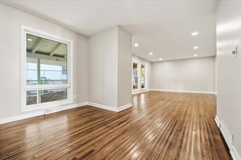 Tiny photo for 506 E College Avenue, Normal, IL 61761 (MLS # 12644460)