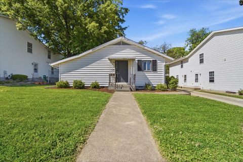 Tiny photo for 506 E College Avenue, Normal, IL 61761 (MLS # 12644460)