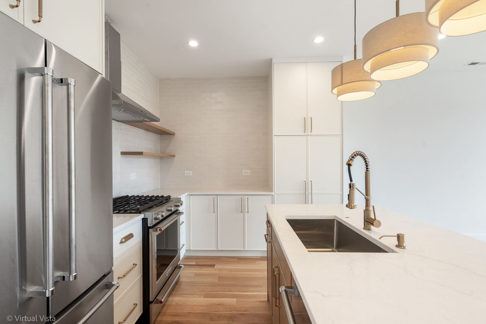 1521 W 17th Street 3