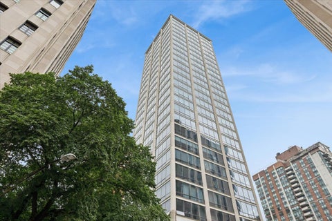 Photo of 1300 N Astor Street #22B, Chicago, IL 60610 (MLS # 12719948)