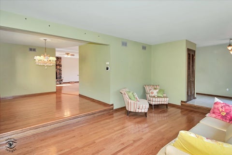Tiny photo for 9953 S 82nd Court, Palos Hills, IL 60465 (MLS # 12787747)