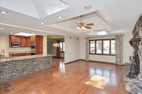 Tiny photo for 9953 S 82nd Court, Palos Hills, IL 60465 (MLS # 12787747)