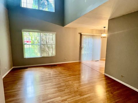 Tiny photo for 17716 W Horseshoe Lane #3, Gurnee, IL 60031 (MLS # 12504957)