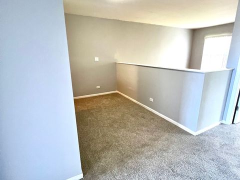 Tiny photo for 17716 W Horseshoe Lane #3, Gurnee, IL 60031 (MLS # 12504957)
