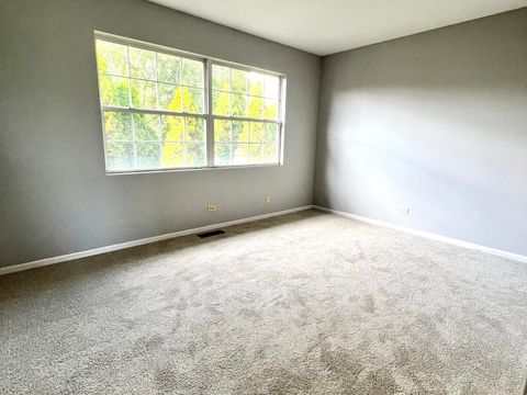 Tiny photo for 17716 W Horseshoe Lane #3, Gurnee, IL 60031 (MLS # 12504957)