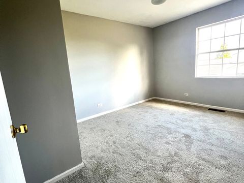 Tiny photo for 17716 W Horseshoe Lane #3, Gurnee, IL 60031 (MLS # 12504957)