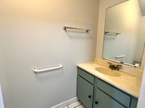 Tiny photo for 17716 W Horseshoe Lane #3, Gurnee, IL 60031 (MLS # 12504957)