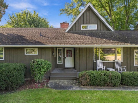 Tiny photo for 1401 E 28th Street, Sterling, IL 61081 (MLS # 12780410)