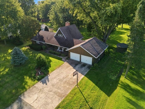 Tiny photo for 1401 E 28th Street, Sterling, IL 61081 (MLS # 12780410)