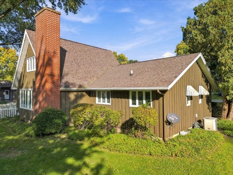 Tiny photo for 1401 E 28th Street, Sterling, IL 61081 (MLS # 12780410)