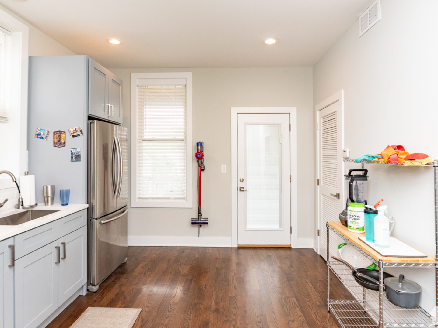 2145 W Webster Avenue 3