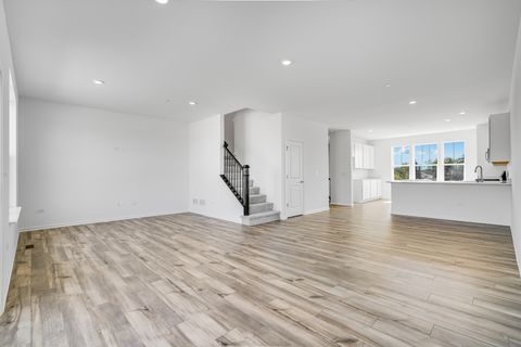 Tiny photo for 105 Harvest Lane, West Dundee, IL 60118 (MLS # 12433970)