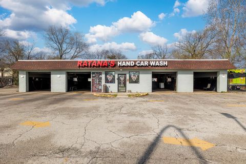 10620 S Vincennes Avenue Chicago IL 60643