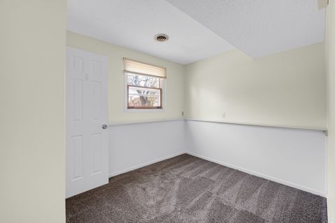 Tiny photo for 990 Quail Court, Bradley, IL 60915 (MLS # 12542066)