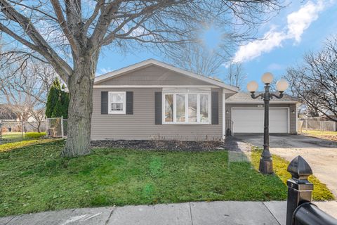 Tiny photo for 990 Quail Court, Bradley, IL 60915 (MLS # 12542066)