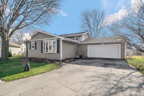 Tiny photo for 990 Quail Court, Bradley, IL 60915 (MLS # 12542066)