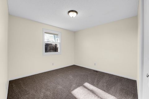 Tiny photo for 990 Quail Court, Bradley, IL 60915 (MLS # 12542066)