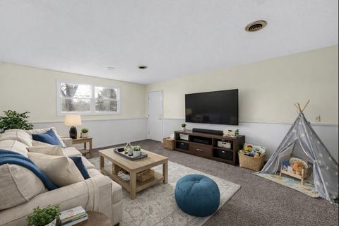 Tiny photo for 990 Quail Court, Bradley, IL 60915 (MLS # 12542066)