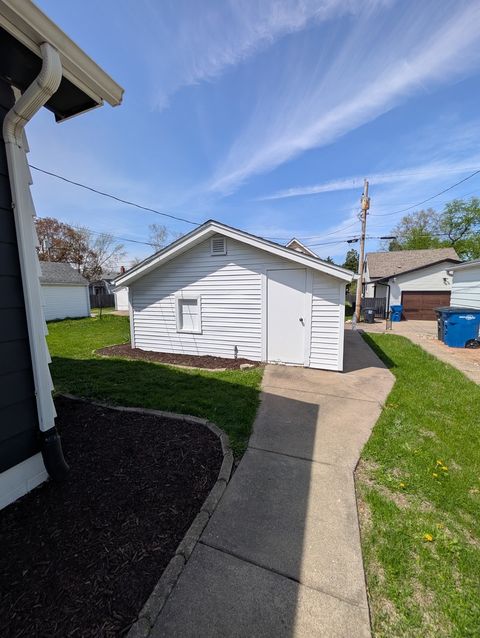 Tiny photo for 2505 23RD Avenue B Avenue, Moline, IL 61265 (MLS # 12624567)
