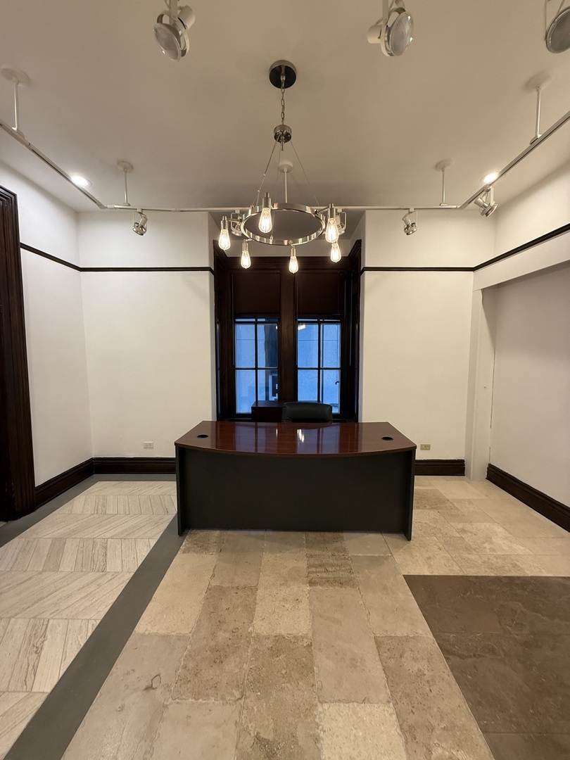 11 N Grant Street 100