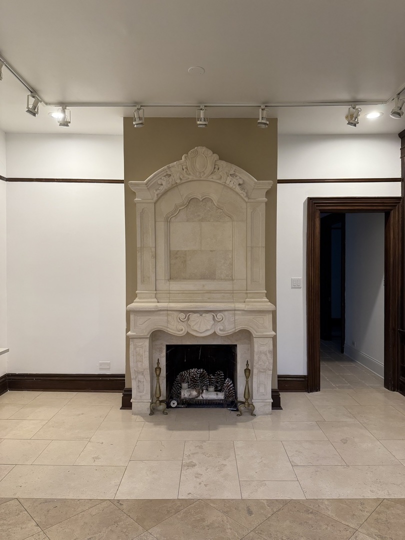 11 N Grant Street 100