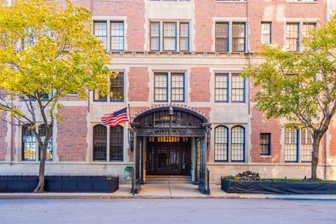 Tiny photo for 1120 N Lake Shore Drive #15A, Chicago, IL 60611 (MLS # 12497036)