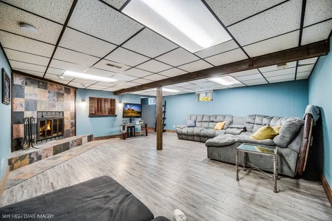 Tiny photo for 514 E 164th Place, South Holland, IL 60473 (MLS # 12691824)