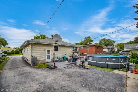 Tiny photo for 514 E 164th Place, South Holland, IL 60473 (MLS # 12691824)