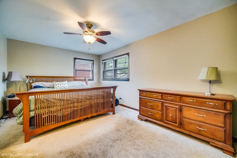 Tiny photo for 514 E 164th Place, South Holland, IL 60473 (MLS # 12691824)