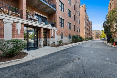 Tiny photo for 2811 N Bell Avenue #408, Chicago, IL 60618 (MLS # 12739095)