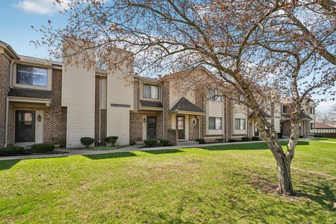 Tiny photo for 5726 Cambridge Lane #4, Racine, WI 53406 (MLS # 12614825)