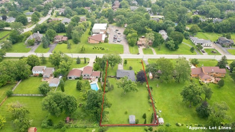 Tiny photo for 9S580 Clarendon Hills Road, Willowbrook, IL 60527 (MLS # 12731396)
